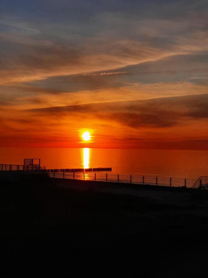 Sunset Apartman Dziwnów Kültér fotó